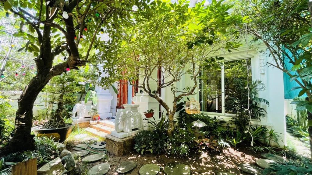 Bán biệt thự song lập hoa sữa vinhomes riverside đã hoàn thiện giá chỉ 460tr/m2  0903 257 ***