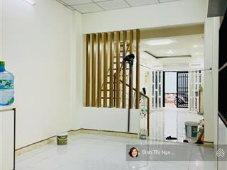 Nhà 2 tầng, hẻm ô tô, gần chợ, thu nhập 8tr/tháng, hiệp phú chỉ 5.15 tỷ