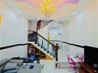Nhà phố đẹp, ở ngay, 3 tầng, hoàn công đủ, đường ô tô 6m, long trường, chỉ 5.2 tỷ