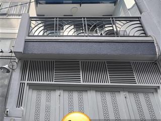 Bán nhà nơ trang long, đẹp, kiên cố, 33m2, 4 tầng, 2 phòng ngủ, 6.5 tỷ tl