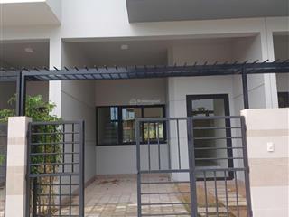 Cho thuê nhà phố nguyên căn khu compound