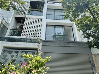 Bán nhà 135m2 đường 60 nguyễn văn hưởng thảo điền quận 2 xe hơi 2 chiều từ 20 tỷ còn 18 tỷ 3 tầng