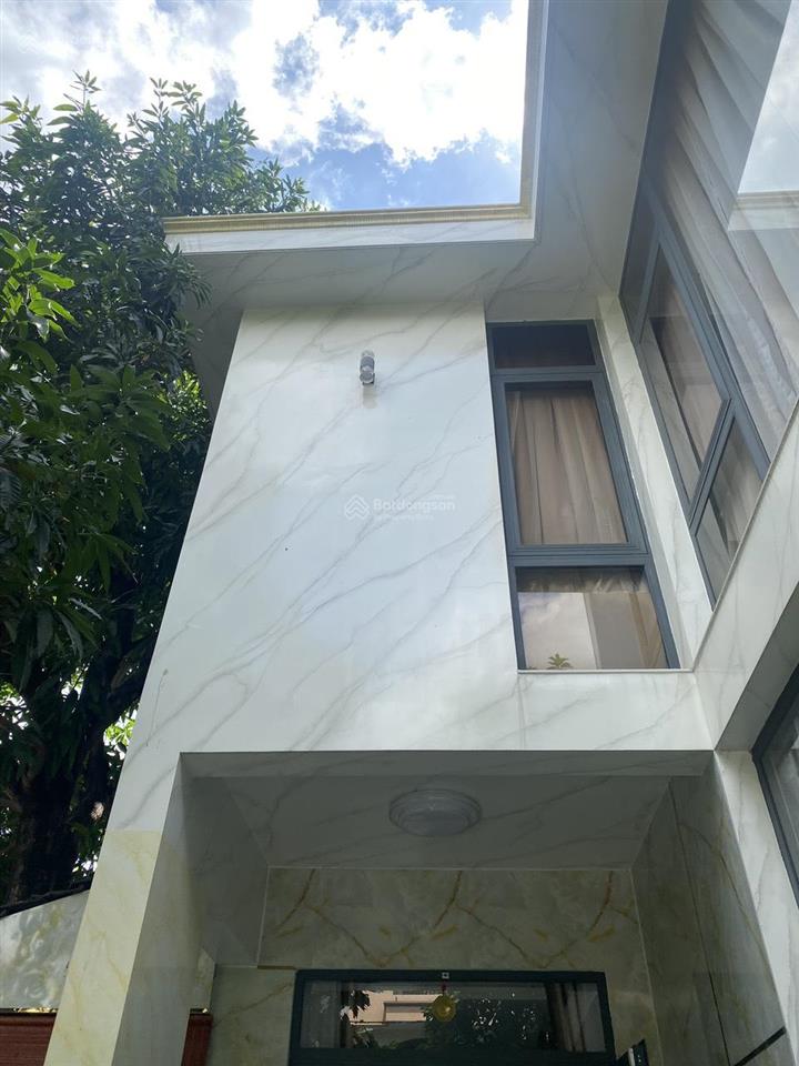 Giảm 10% bán gấp biệt thự khu compound trần não 210m2 giá 48 tỷ sân vườn 3 tầng tốt nhất khu quận 2