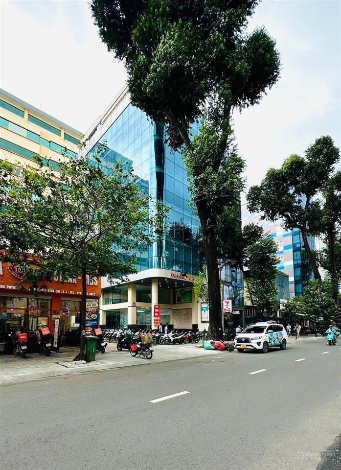 Bán tòa văn phòng hầm + 10 tầng góc 2 mặt tiền 35 mạc đĩnh chi quận 1 dt 10x25m giá 239 tỷ