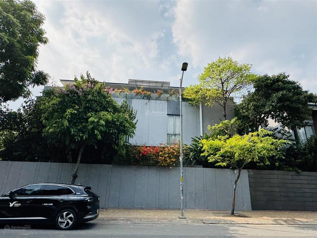 Giảm 50 tỷ bán gấp biệt thự lớn khu compound thảo điền 463m2 giá 100 tỷ có hồ bơi sân vườn quận 2