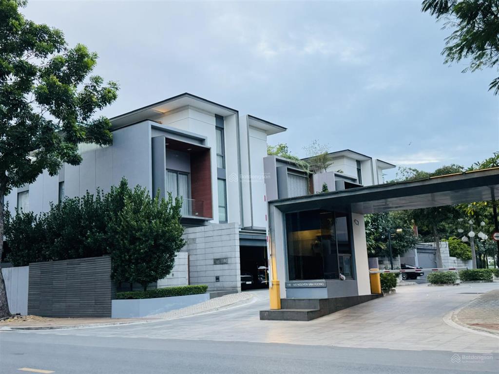 Giảm 50 tỷ bán gấp biệt thự lớn khu compound thảo điền 463m2 giá 100 tỷ có hồ bơi sân vườn quận 2