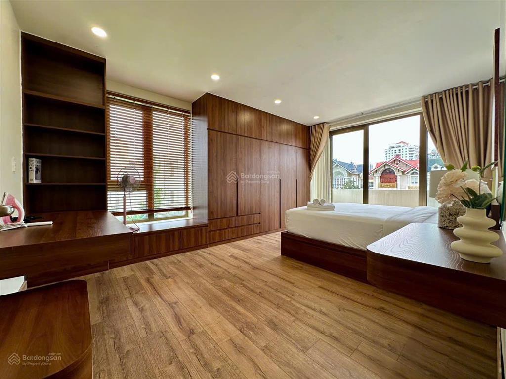 Biệt thự quận 2 hồ bơi sân vườn 240m2 chỉ 55 tỷ giá tốt nhất công viên cao đức lân full nội thất