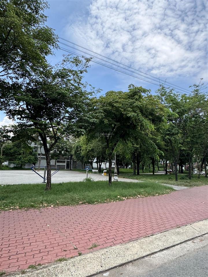 Biệt thự quận 2 hồ bơi sân vườn 240m2 chỉ 55 tỷ giá tốt nhất công viên cao đức lân full nội thất