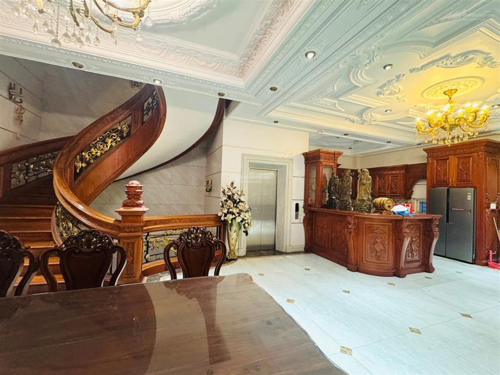 Biệt thự compound thảo điền 8 phòng ngủ 250m2 chỉ 80tỷ khu compound xuân thuỷ hầm 4 tầng thảo điền