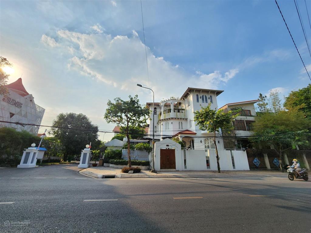 Duy nhất khuôn góc 550m2 view sông 170 tỷ khu compound eden nguyễn văn hưởng vip nhất thảo điền q2
