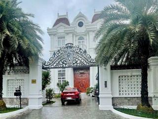 Định cư mỹ bán gấp về 225 tỷ bán gấp dinh thự 800m2 khu compound vip 3 mặt tiền thảo điền quận 2