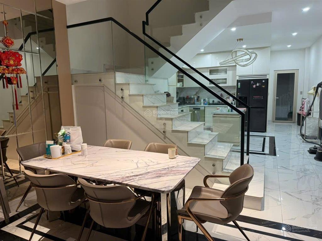 Nhà phố 100m2 khu compound chỉ 23,9 tỷ ngay đường số 3 trần não quận 2 thích hợp ở khu an ninh