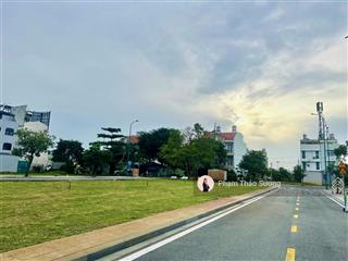 Chính chủ bán nền góc 2mt siêu đẹp 10x20 m ngay chùa đông hưng  kế global city, q2 chỉ 215tr/m2
