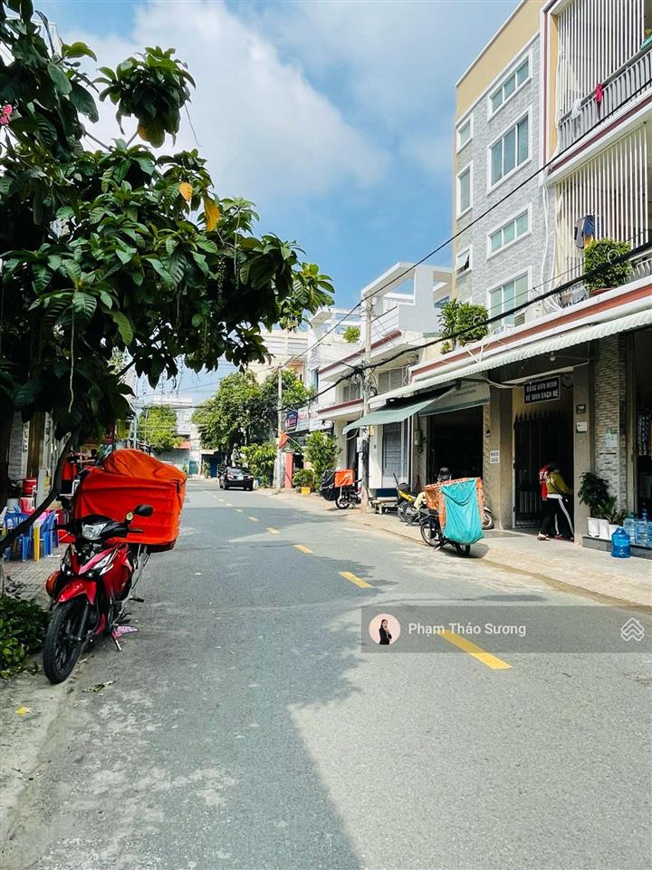 Bán nhà cấp 4 107,3 m2 mặt tiền đường 185, phước long b  nhà vừa ở vừa kinh doanh chỉ 9,5 tỷ tl