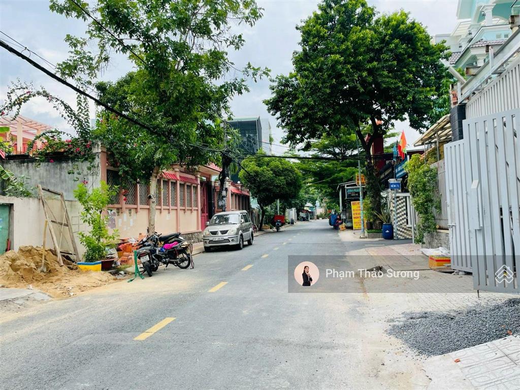 Bán nhà cấp 4 107,3 m2 mặt tiền đường 185, phước long b  nhà vừa ở vừa kinh doanh chỉ 9,5 tỷ tl