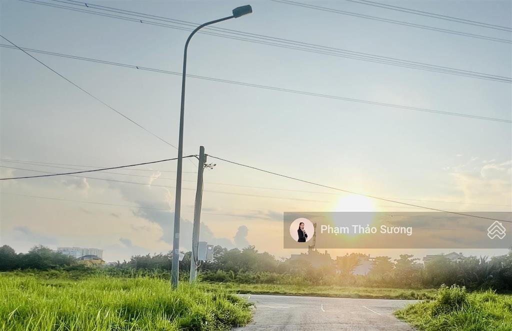 Hiếm rẻ! bán gấp nền biệt thự liên phường 384 m2 kdc phú nhuận chỉ 75 triệu/m2  cạnh global city