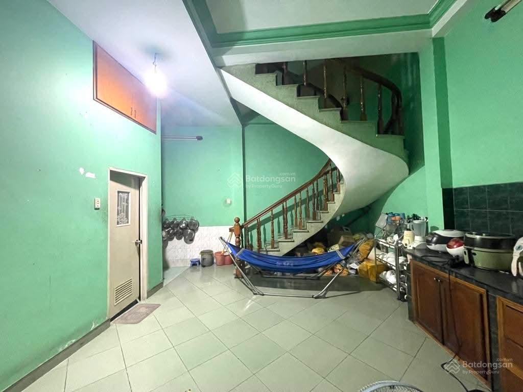 Bán gấp nhà 6,2 x 26m đúc 3 lầu mặt tiền đường nguyễn kiệm, phường 3, q. gò vấp