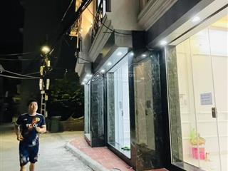 Cần bán nhà 5 tầng mới keng tại trâu quỳ, gia lâm, hàng hiếm đẹp