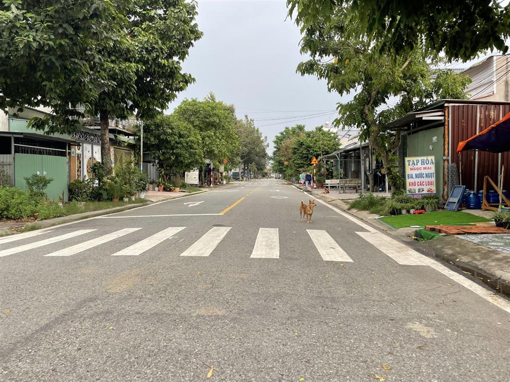 Cần bán gấp lô góc 2 mặt tiền đường số 73 và số 88, khu tđc phú chánh, trung tâm tp mới giá tốt