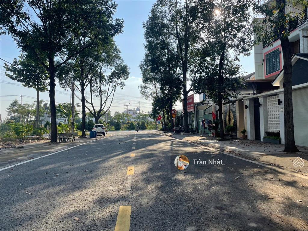 Chính chủ cần bán gấp lô góc 2 mặt tiền đường số 7b và số 16 tđc tp mới bình dương