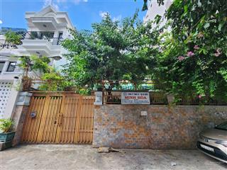 Hiếm  nhà mặt tiền giá hẻm, (5*12m), nhà cấp 4, giá 11 tỷ thương lượng  hồ biểu chánh, phú nhuận
