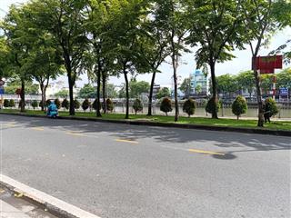 Sát mặt tiền! nhà view bờ kè mát mẻ, hoàng sa, p.vts, q3  4 tầng, 4.2x15 nở hậu, giá 12.9 tỷ tl