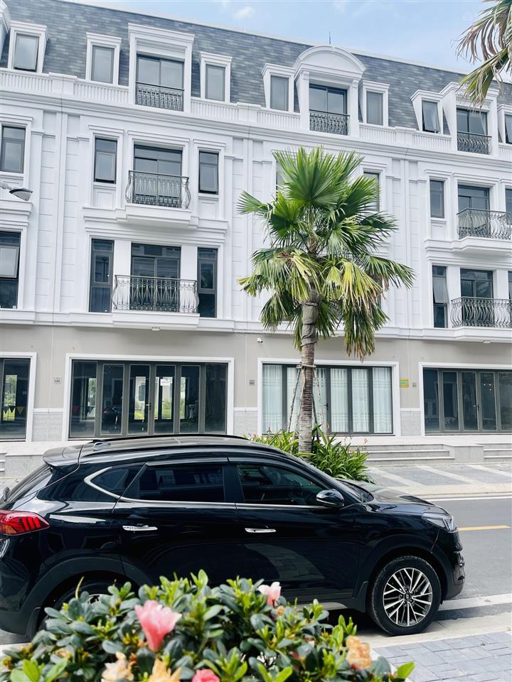 Chính chủ bán huề vốn giá hợp đồng căn shophouse amelie phú mỹ hưng 92 triệu/m2