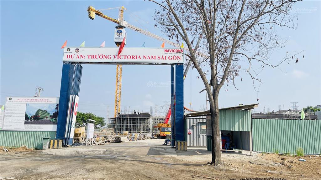 Bán nhà phố ven sông lavila nhà bè 5,5*17,6m giá 12,3 tỷ, sổ hồng cầm tay