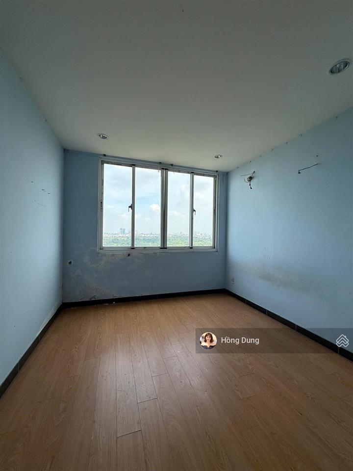 Bán căn hộ 3 phòng ngủ chung cư a.view, nhà rộng, được sửa lại đẹp, giá 3,05 tỷ