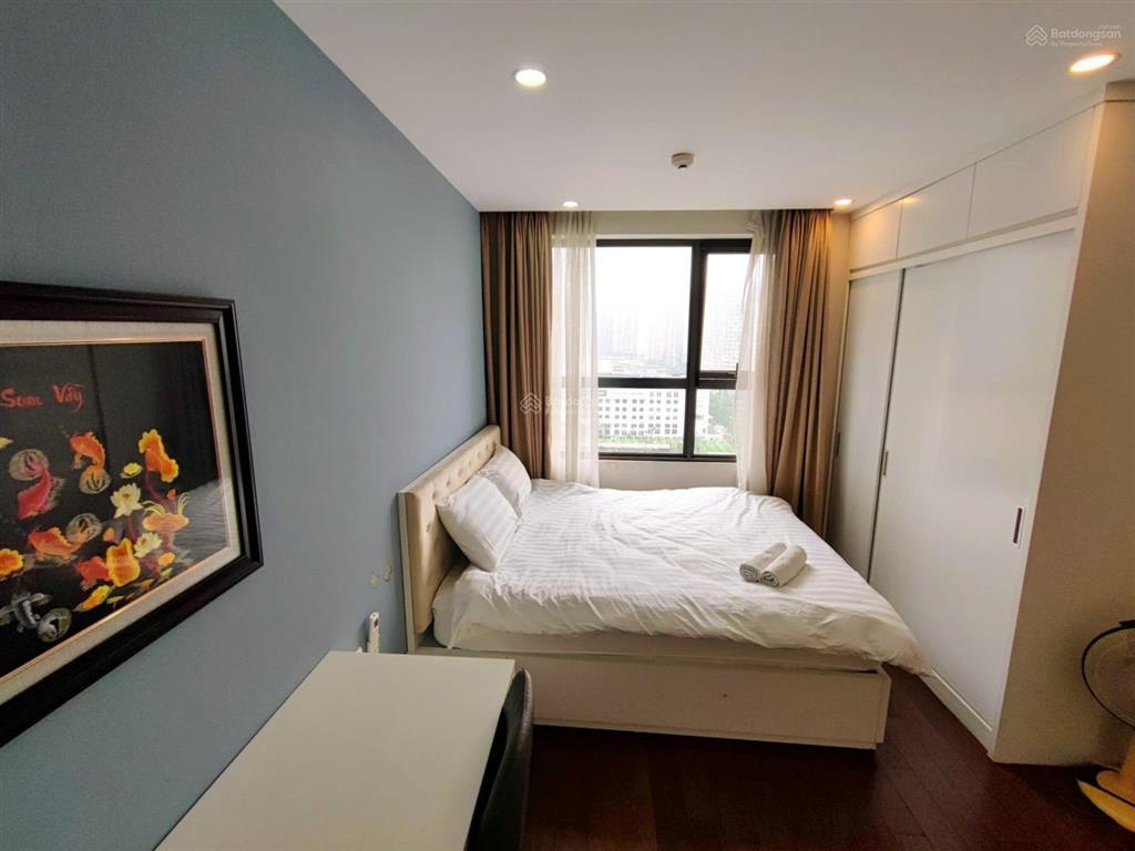 Cho thuê căn hộ vinhomes d'capitale 100m2 3pn đầy đủ nội thất giá 25 triệu/tháng  0969 896 ***