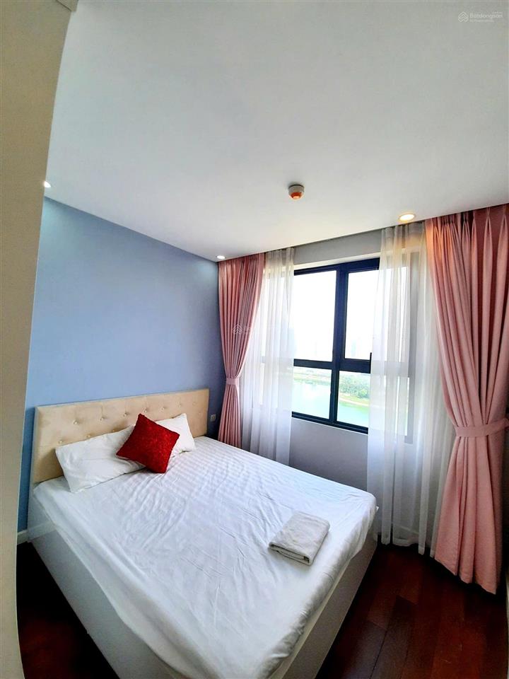 Cho thuê căn hộ vinhomes d'capitale 100m2 3pn đầy đủ nội thất giá 25 triệu/tháng  0969 896 ***