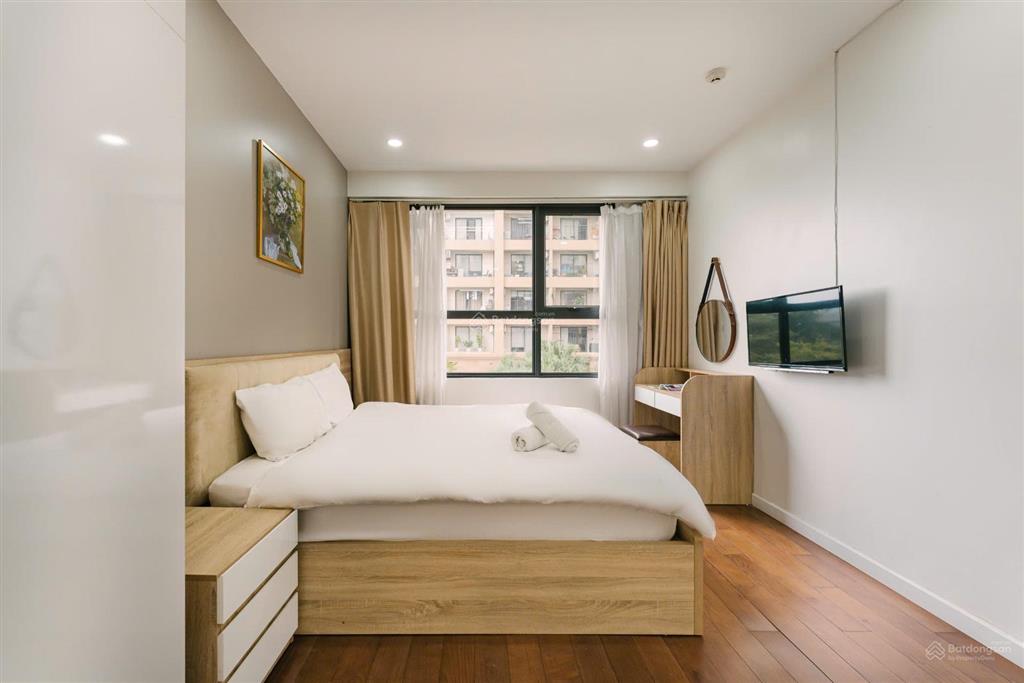 Cho thuê căn hộ 2pn 2wc đầy đủ nội thất giá 19 triệu/tháng tại vinhomes d'capitale  0969 896 ***