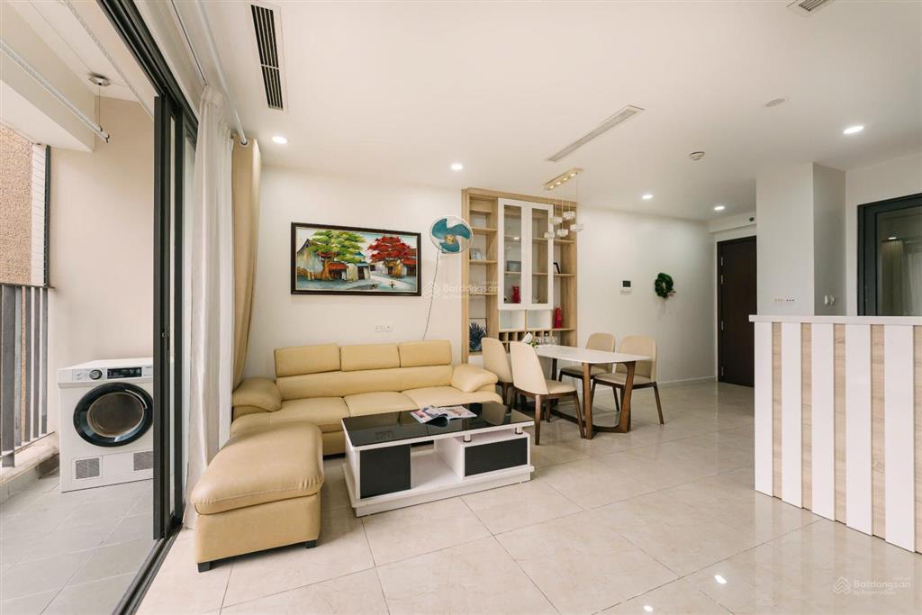 Cho thuê căn hộ 2pn 2wc đầy đủ nội thất giá 19 triệu/tháng tại vinhomes d'capitale  0969 896 ***