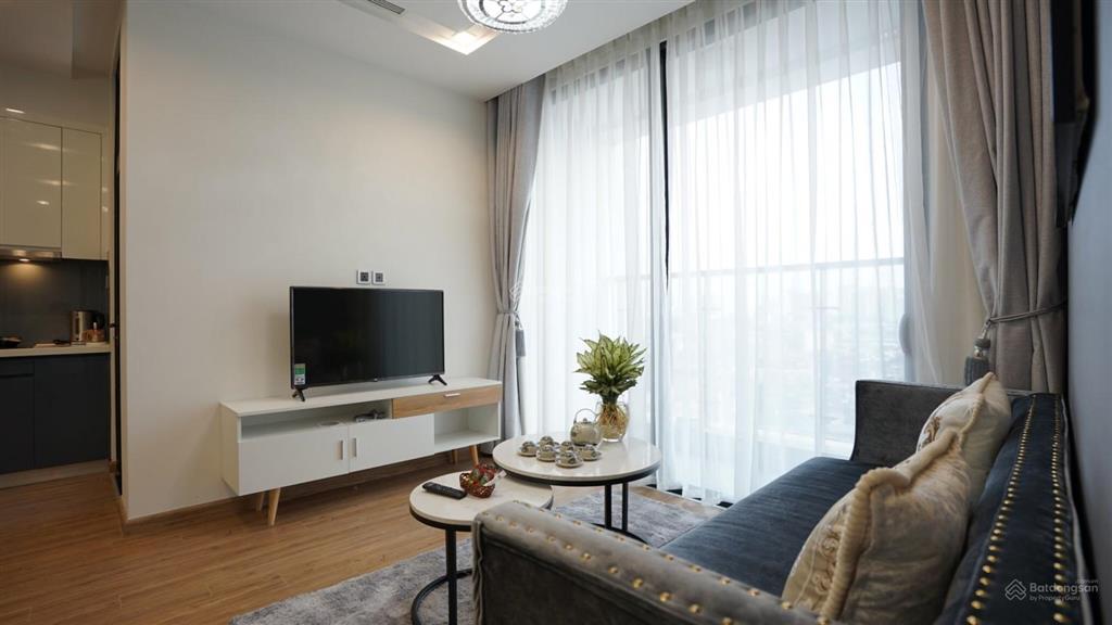Cho thuê ch 1pn đầy đủ nội thất 18 triệu/tháng tại vinhomes skylake phạm hùng  0969 896 ***