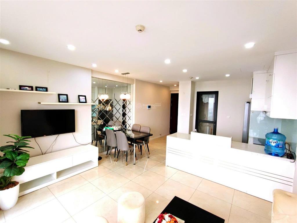 Cho thuê căn hộ 72m2, 2pn đầy đủ nội thất giá từ 22tr/tháng tại vinhomes skylake.  0969 896 ***