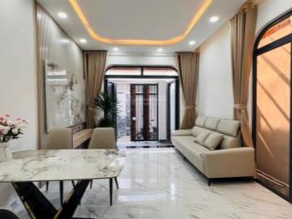 Nhà mới, thiết kế hiện đại ngay trung tâm, phường nam nha trang