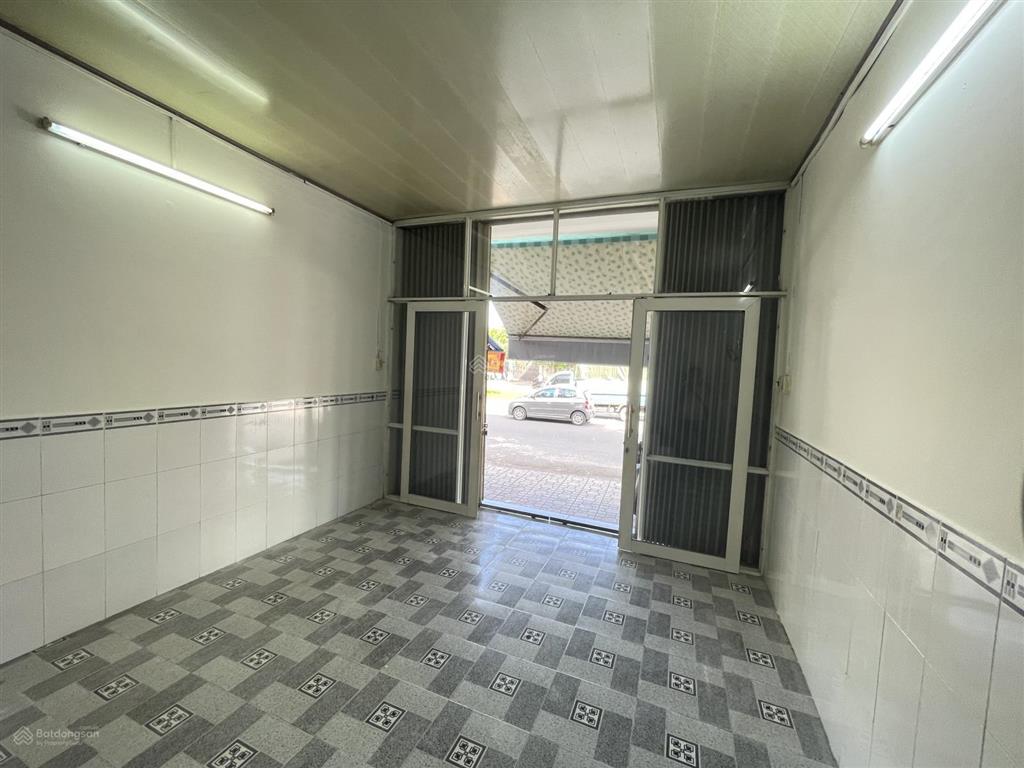 Nhà mặt đường chính phước long, phường nam nha trang. thuận lợi vừa ở vừa kinh doanh buôn bán