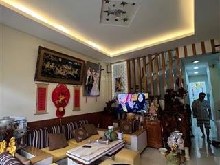 Bán nhà 2 tầng trần cao vân nở hậu đẹp, ô tô vào nhà