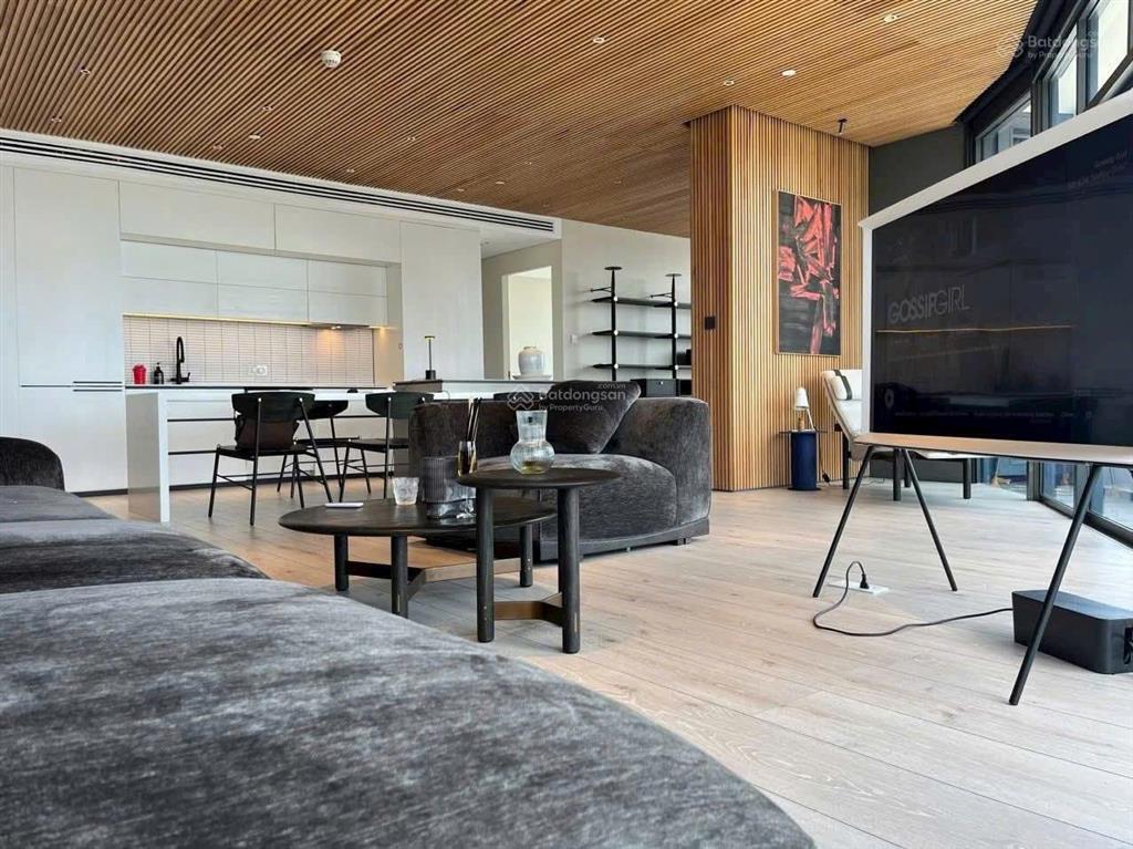 Cần bán căn 02pn city garden, 105m, lầu đẹp  thoáng, giá bán 15,8 tỷ.  0932 685 ***