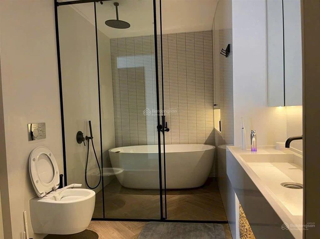 Cần bán căn 02pn city garden, 105m, lầu đẹp  thoáng, giá bán 15,8 tỷ.  0932 685 ***