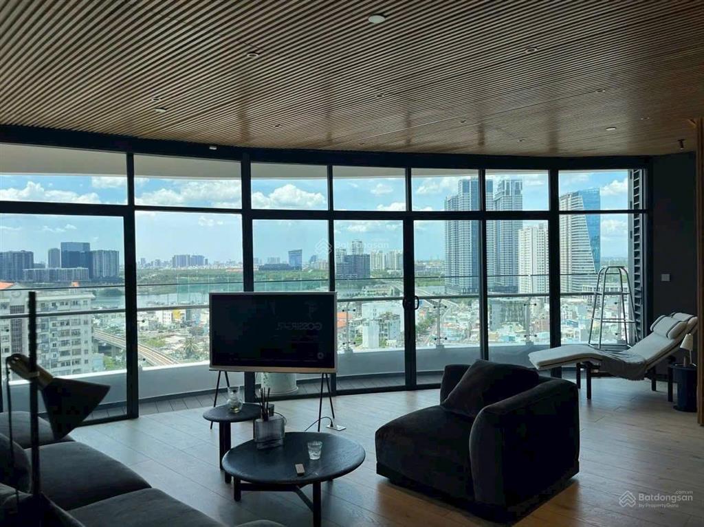 Cần bán căn 02pn city garden, 105m, lầu đẹp  thoáng, giá bán 15,8 tỷ.  0932 685 ***