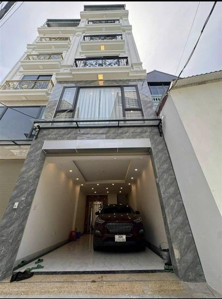 Bán nhà thạch bàn, long biên ở luôn 45m  6 tầng thang máy  gara ô tô 7 chỗ vào đi thông  11,8 tỷ