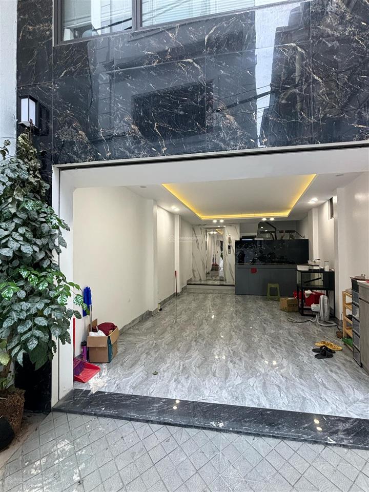 Bán nhà phố trạm200m lên cầu vĩnh tuy 50m 6t thang máyô tô vào đi thông full đồ