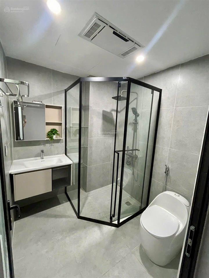 Bán nhà cổ linh thạch bàn 45m, 6 tầng. ô tô để gara, thang máy, full nội thất xịn. hơn 11 tỷ