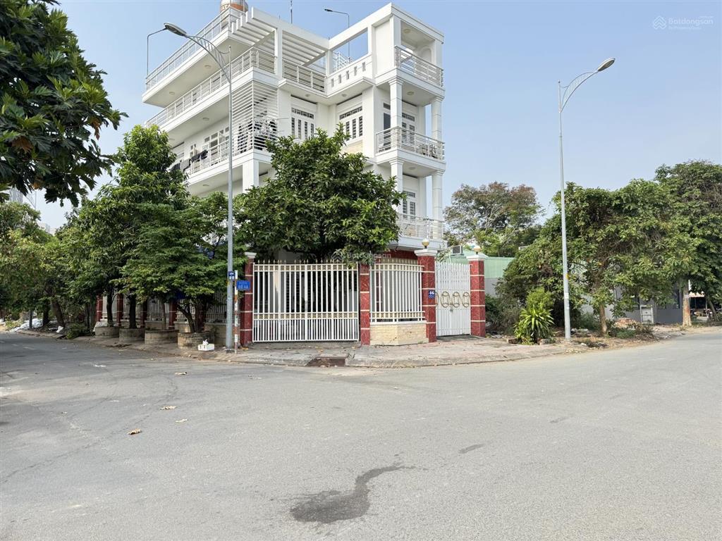 Bán lô đất đẹp mt 3c tái định cư phước thiện  đối diện vinhomes, gần vđ3. 8,85 tỷ  147m2