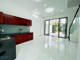 Bán căn nhà 1 trệt 2l mới đẹp, cách vinhomes chỉ 600m  giá chỉ 5,5 tỷ