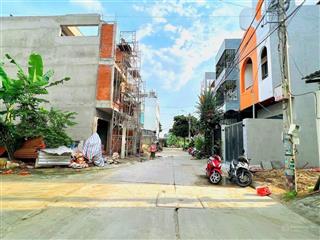 Bán căn nhà mới ngay trường đại học luật  phường long phước cách vinhomes 3km