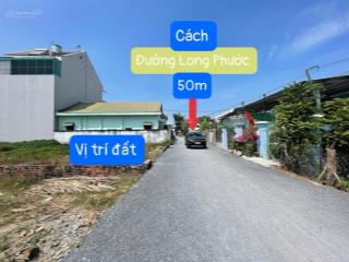 Bán gấp lô đất đẹp, đối diện trường đại học luật  long phước  cách vinhomes 4km