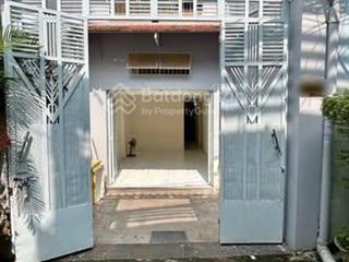 Hẻm 5,5 mét p3q8 3,6 x 20 hơn 70m2 đất shr mua bán nhanh