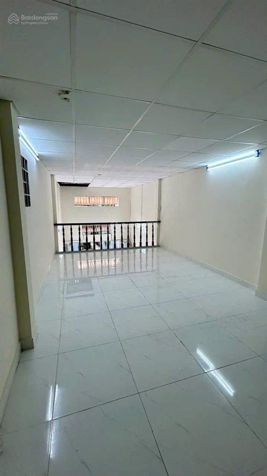 Hẻm 5,5 mét p3q8 3,6 x 20 hơn 70m2 đất shr mua bán nhanh